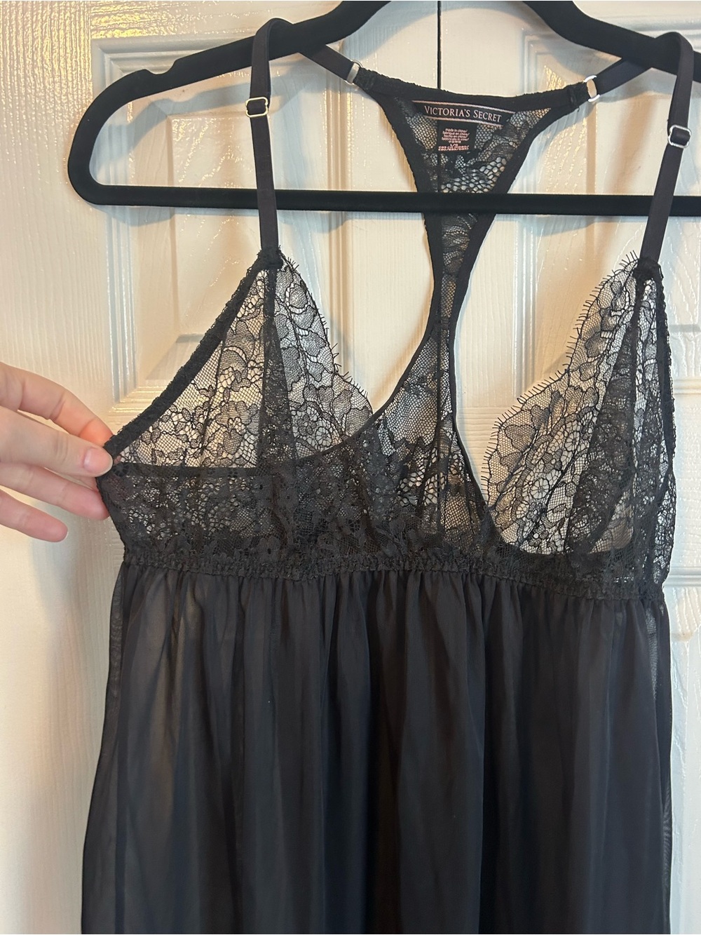 Victoria's Secret Black Lace & Sheer Chiffon Chemise - Picture 4 of 4
